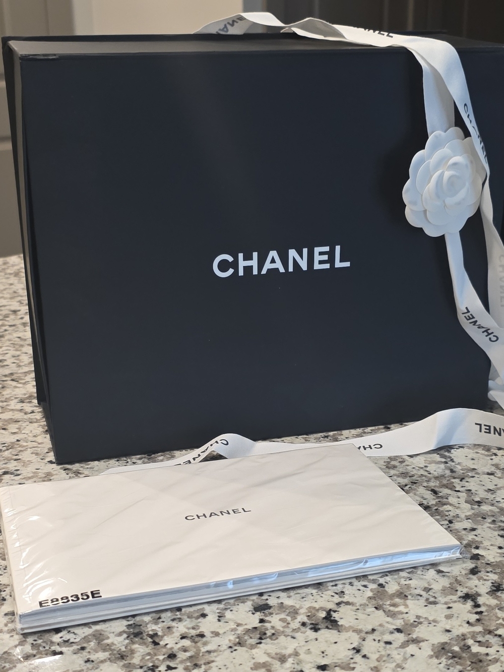 Chanel Quilted Classic Flap Bag in Black with Gold Chain - Picture 15 of 16